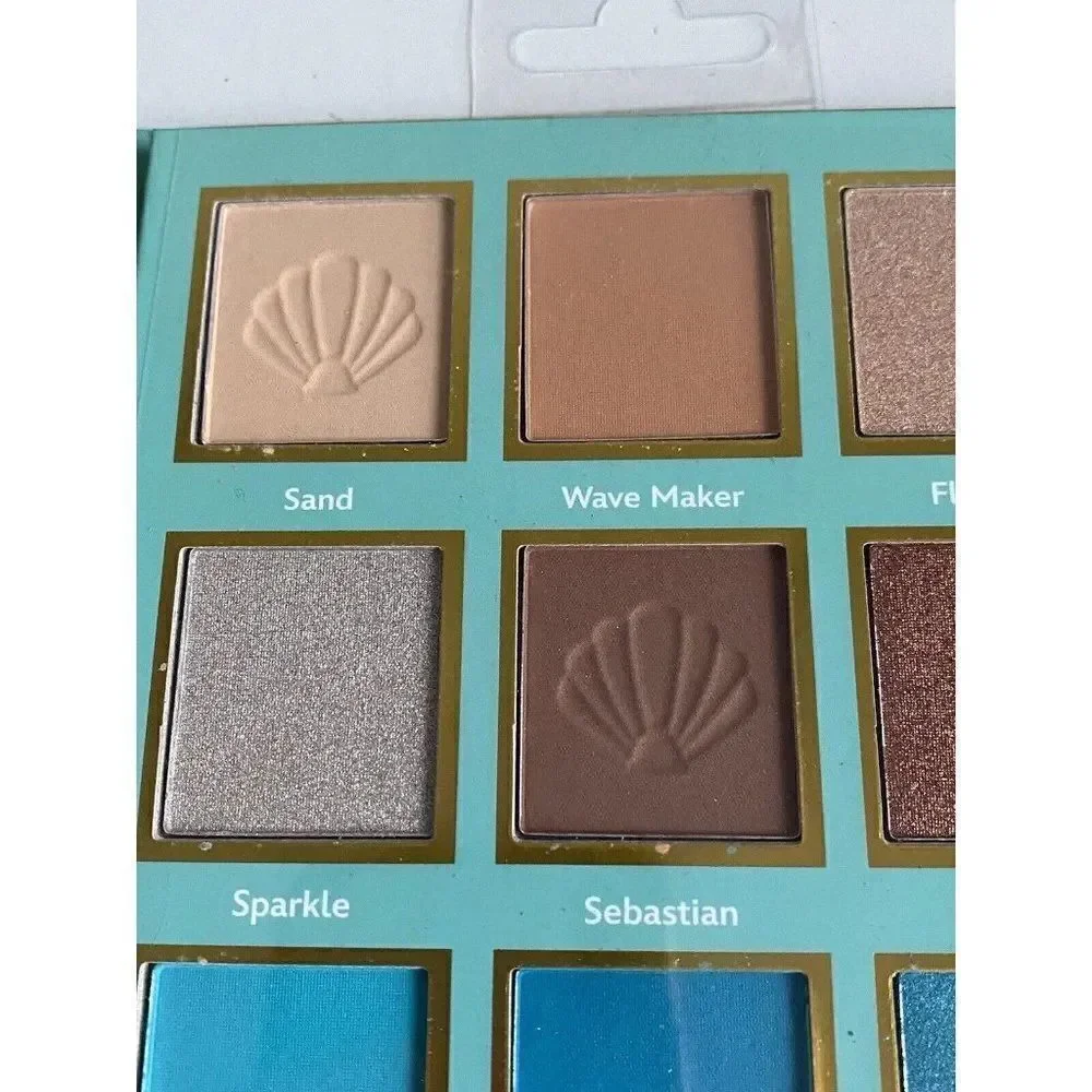 Disney Princess Ariel The Little Mermaid Eyeshadow Palette 12 Shades With Mirror